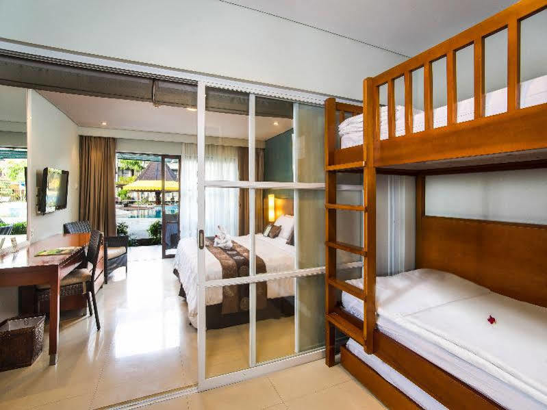 Bali Dynasty Resort Kuta Lombok Exterior foto