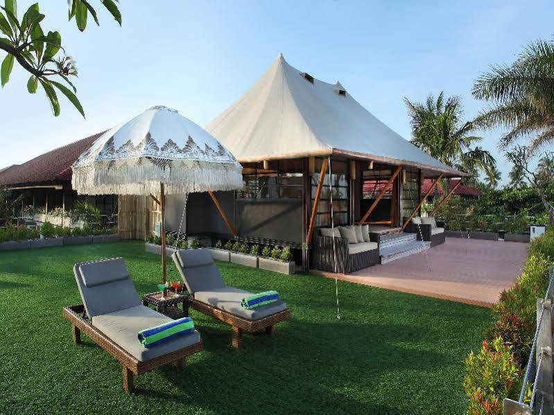 Bali Dynasty Resort Kuta Lombok Exterior foto